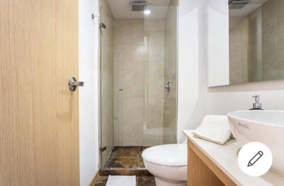 Beautiful & Comfortable Apartment In Laureles Medellín Zewnętrze zdjęcie
